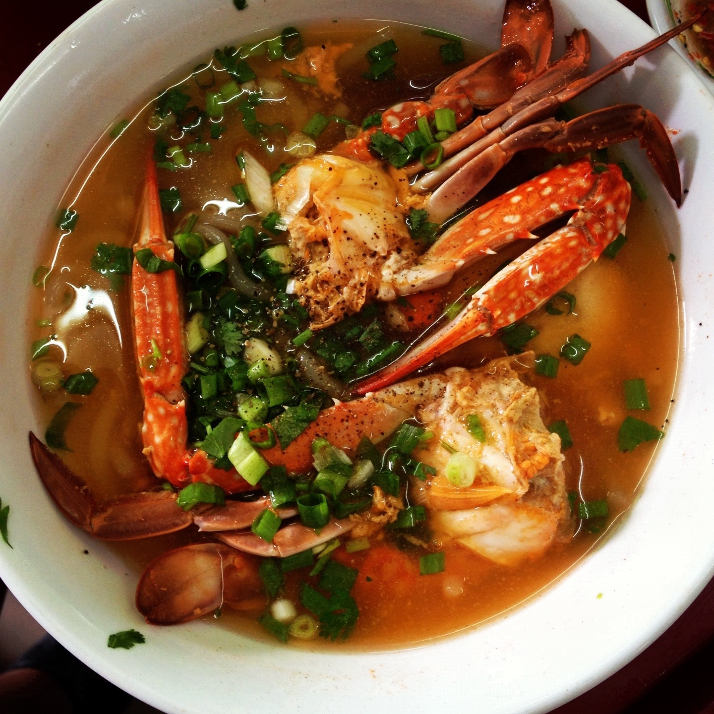 Корейский краб. Суп с крабом. Crab Soup Вьетнам. Суп из крабов французская кухня. Крабовый суп по-японски.